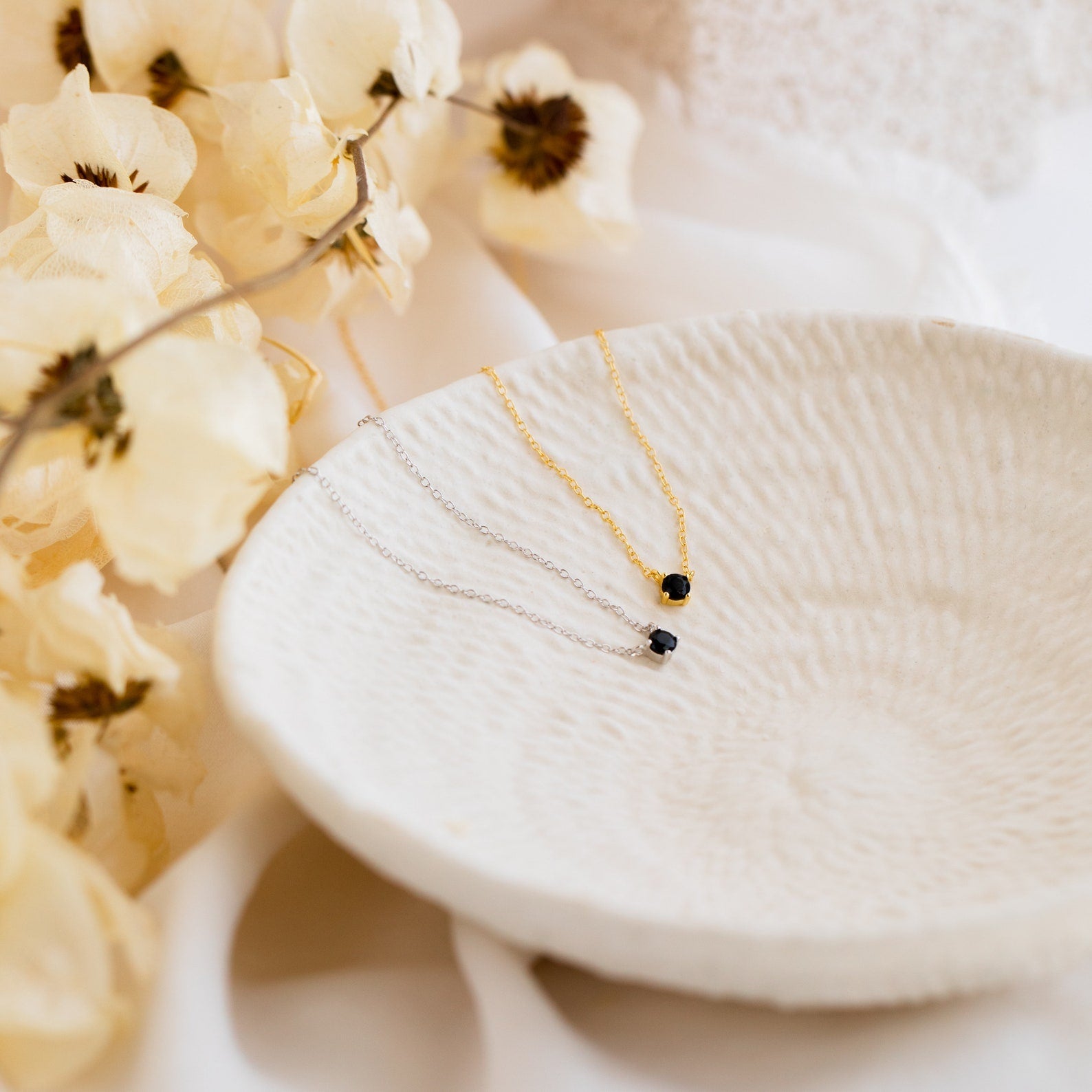 Onyx Dainty Diamond Necklace Silver_Gold